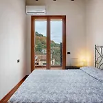 – Foyer Mare * Lerici