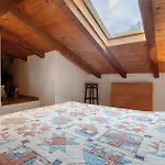 – Foyer Mare