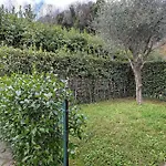 - Foyer Mare Apartman Lerici