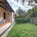 - Foyer Mare