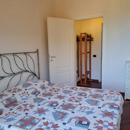 - Foyer Mare