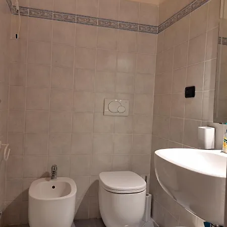 - Foyer Mare *
